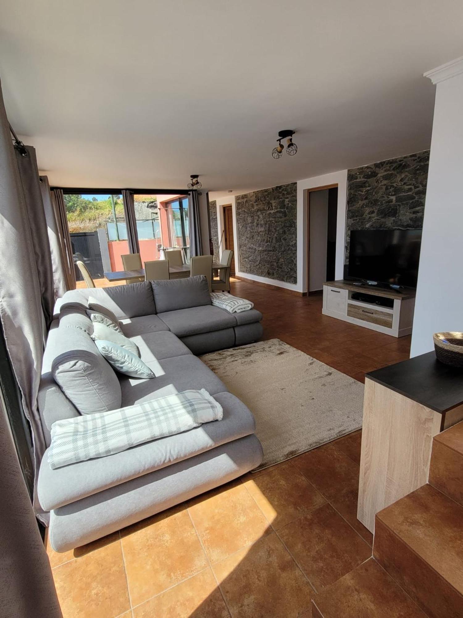 Sunset Paradise Villa With Heated Pool Кальета Экстерьер фото